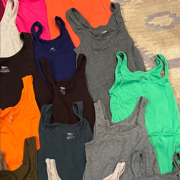 Lot of Merona and Mossimo Tank Tops size s - Picture 4 of 8